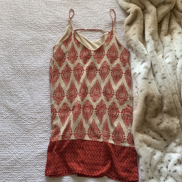 Strappy Box Dress - Picture 2 of 5